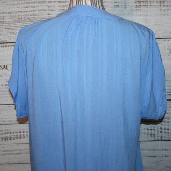 Anthropologie Cloth And Stone Rayon Blue Chambray Blouse 2 Breast Pockets Size M - Picture 5 of 6